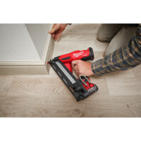 M18 FUEL™ CLOUEUR DE FINITION 34° CALIBRE 15